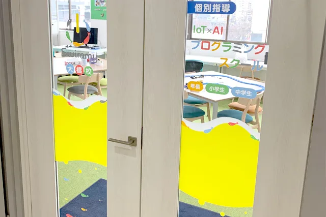 作品づくりや発表に取り組みやすい明るい校舎
