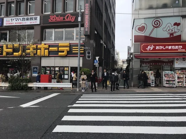 1.早稲田口にでます